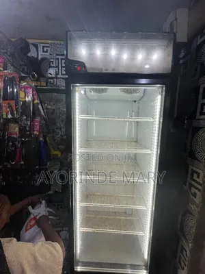 Refrigerated Showcase