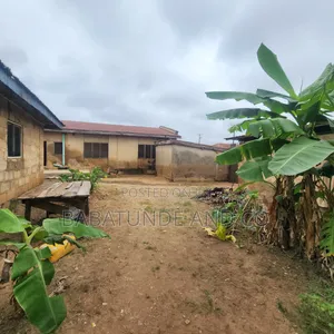 2bdrm Block of Flats in Moniya for sale