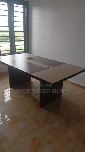 High Quality 2mtr Conference Table