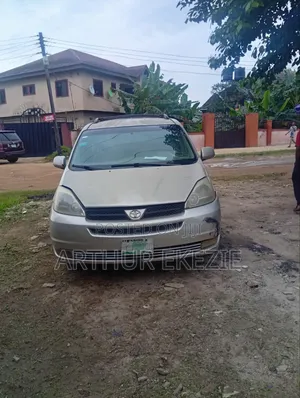Toyota Sienna 2006 Gray