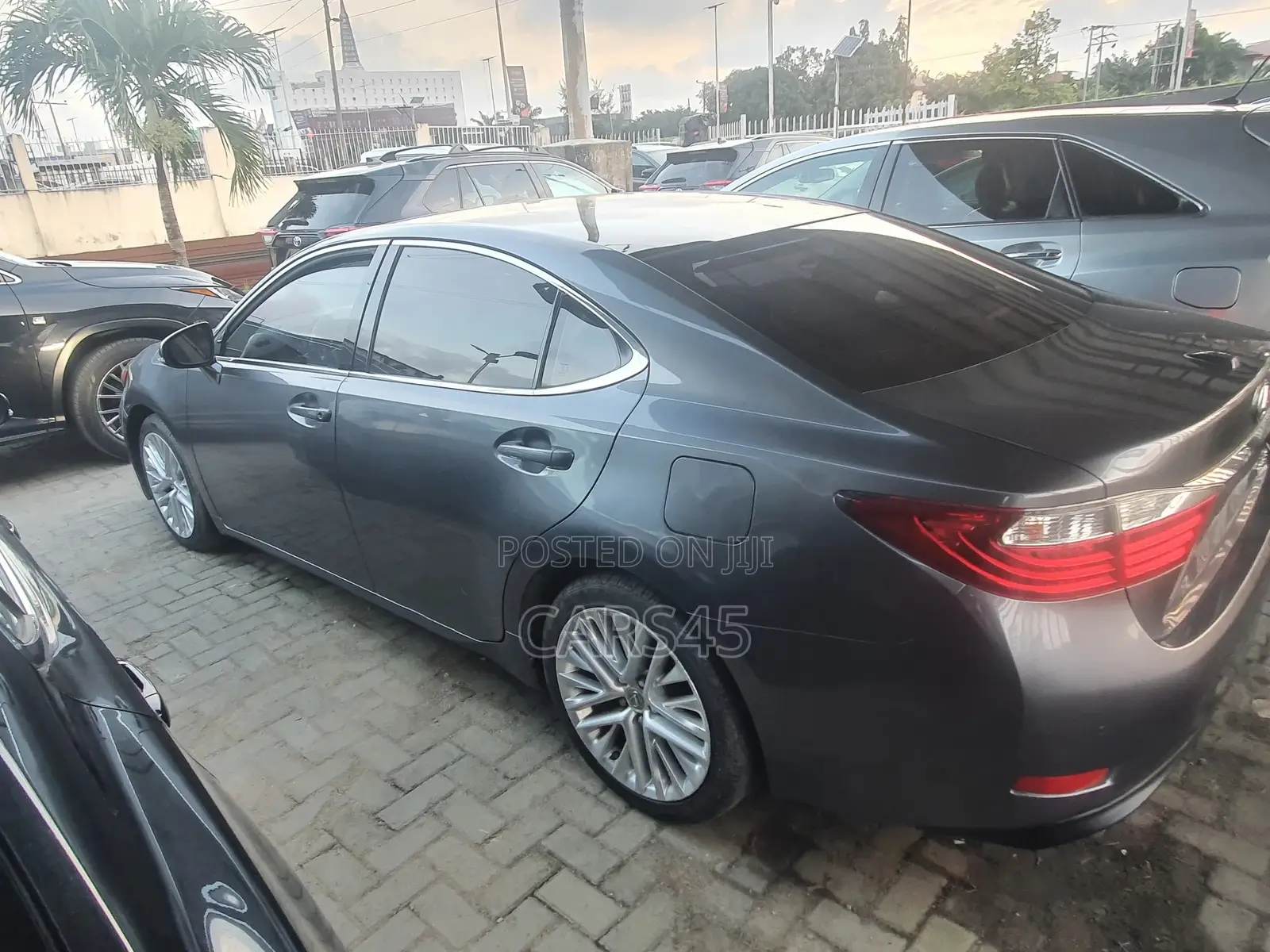 Lexus ES 2014 Gray
