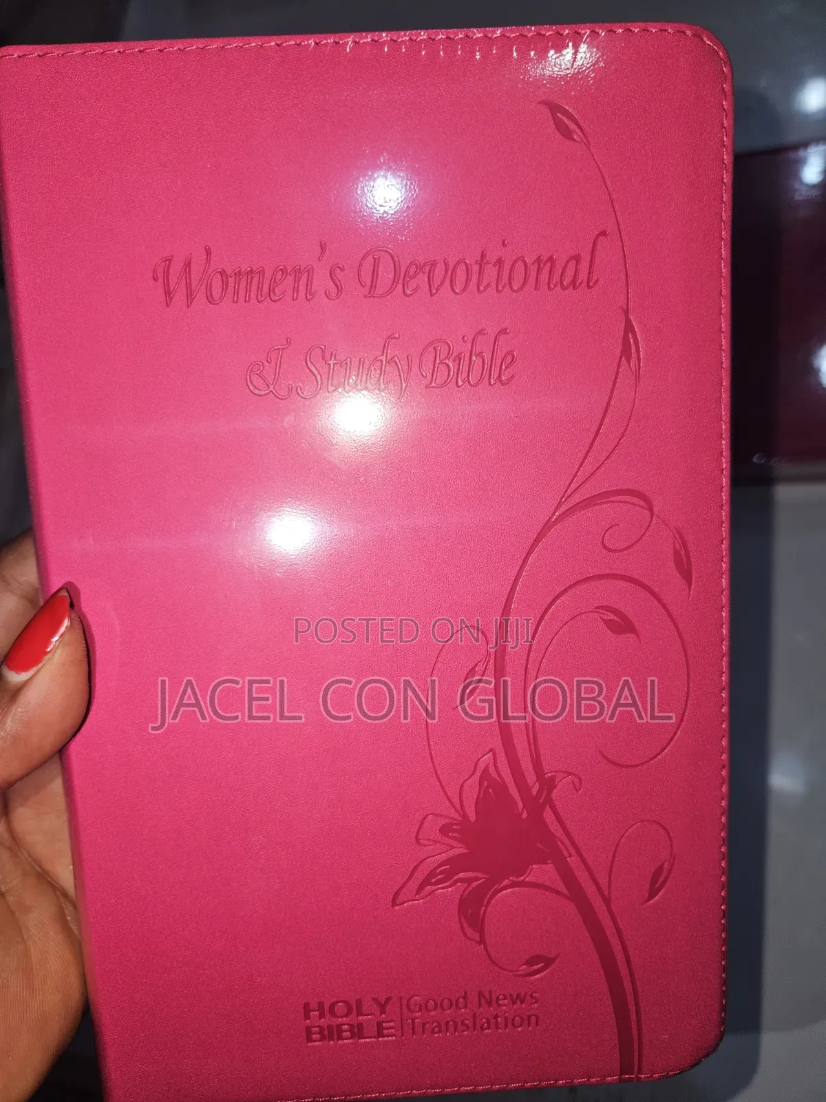 Women's Devotional Study Bible