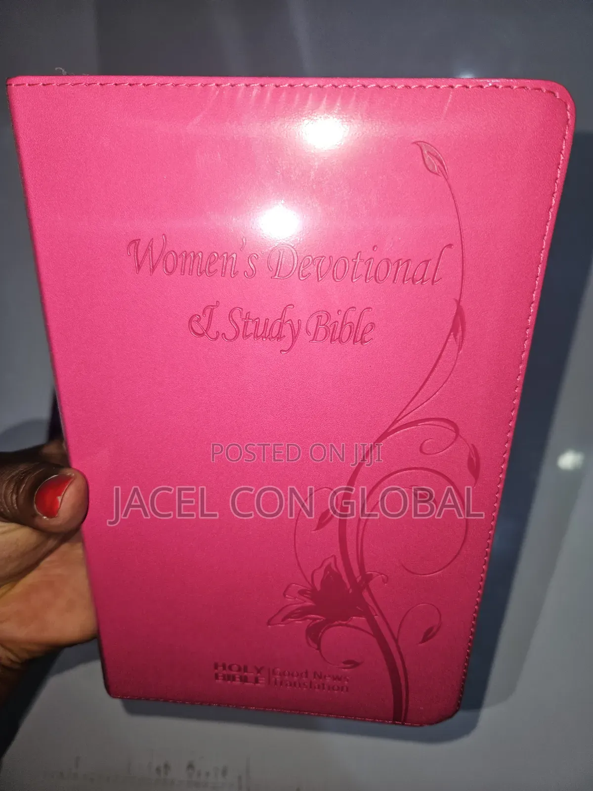 Women's Devotional Study Bible