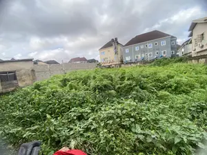 Full Plot of Land at Parkview Estate Ago.
