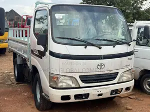 Toyota Dyna 150 Truck