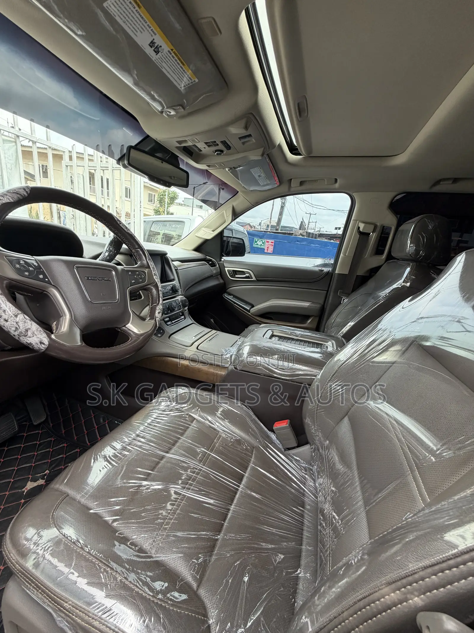 GMC Yukon Denali 4x4 2018 Gray
