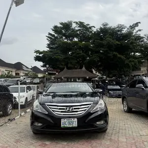Hyundai Sonata 2012 Black