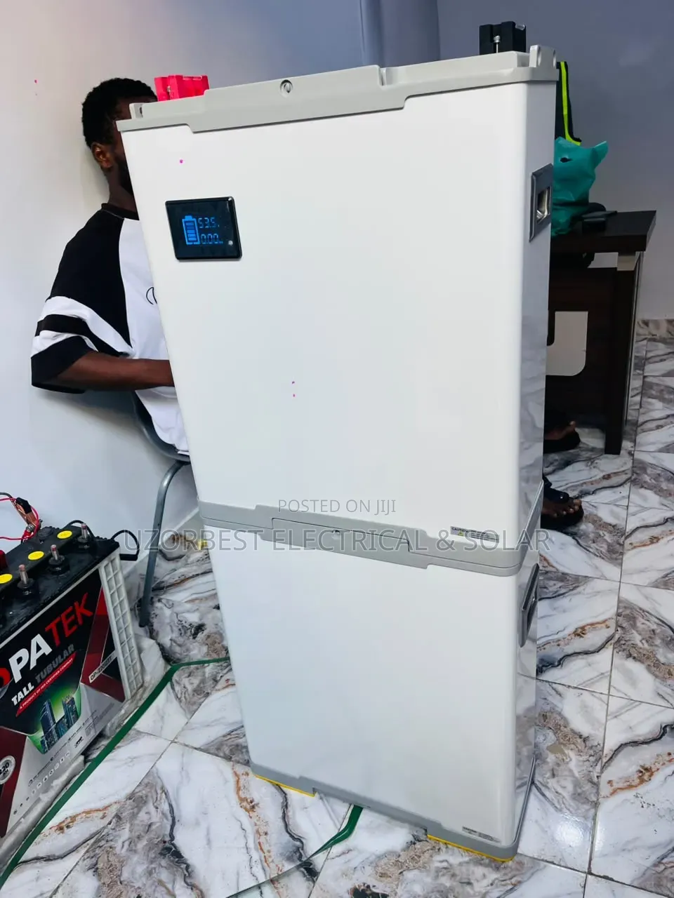 15kwh 51.2v Stackable Lithium Battery Bluecarbon (Smart Bms)