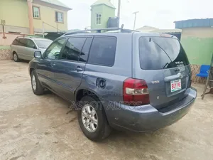 Toyota Highlander Limited V6 2006 Blue