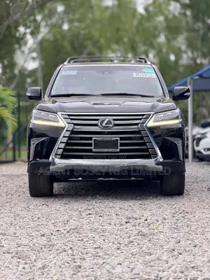 Lexus LX 570 AWD 2017 Black