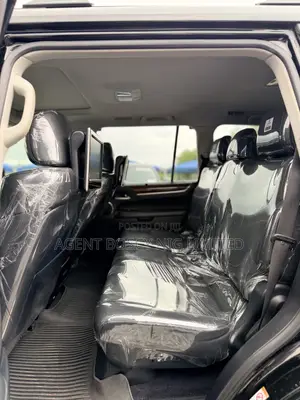 Lexus LX 570 AWD 2017 Black