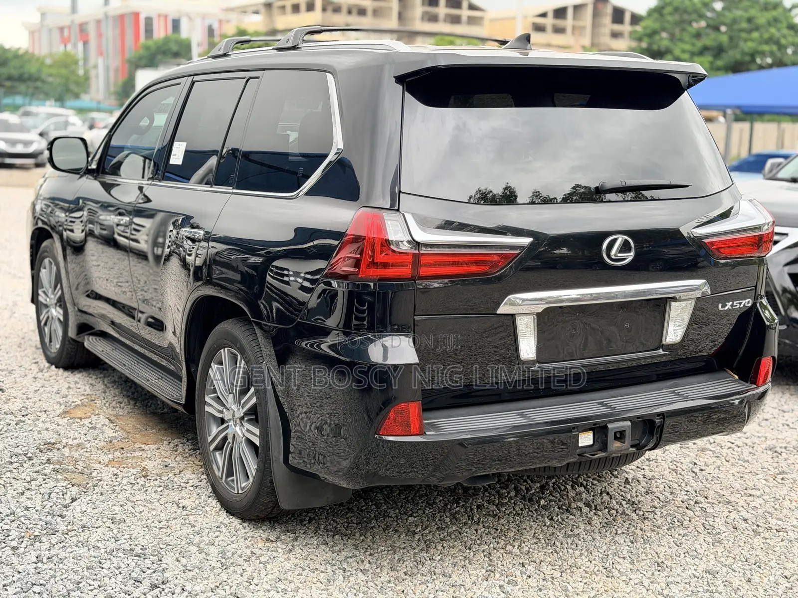 Lexus LX 570 AWD 2017 Black