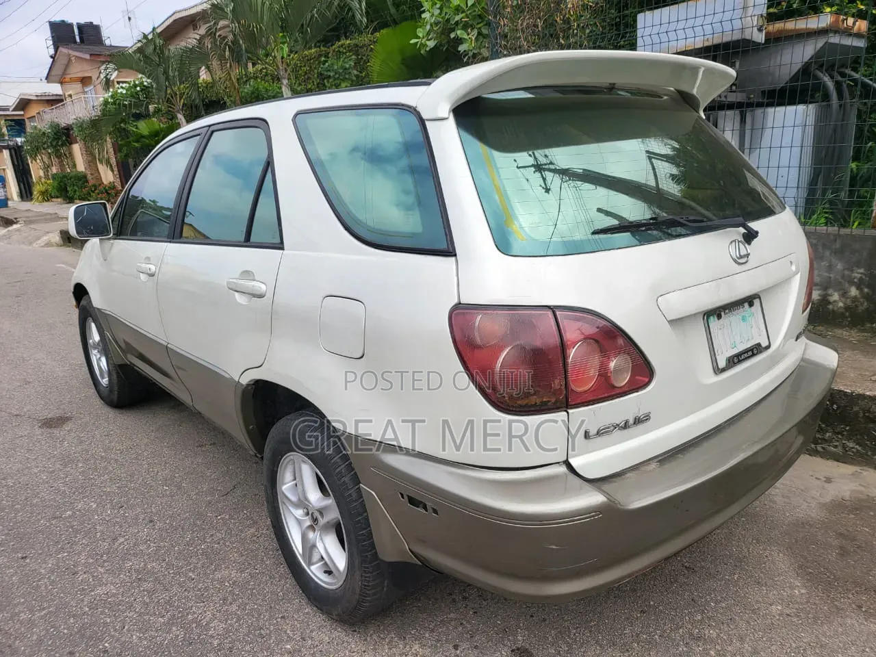 Lexus RX 2001 White