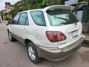 Lexus RX 2001 White