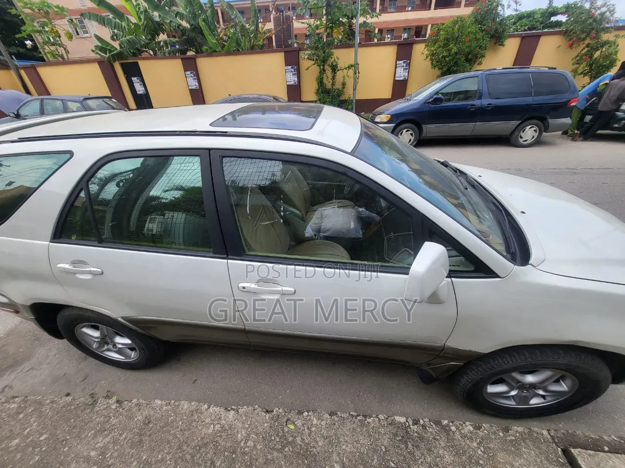 Lexus RX 2001 White