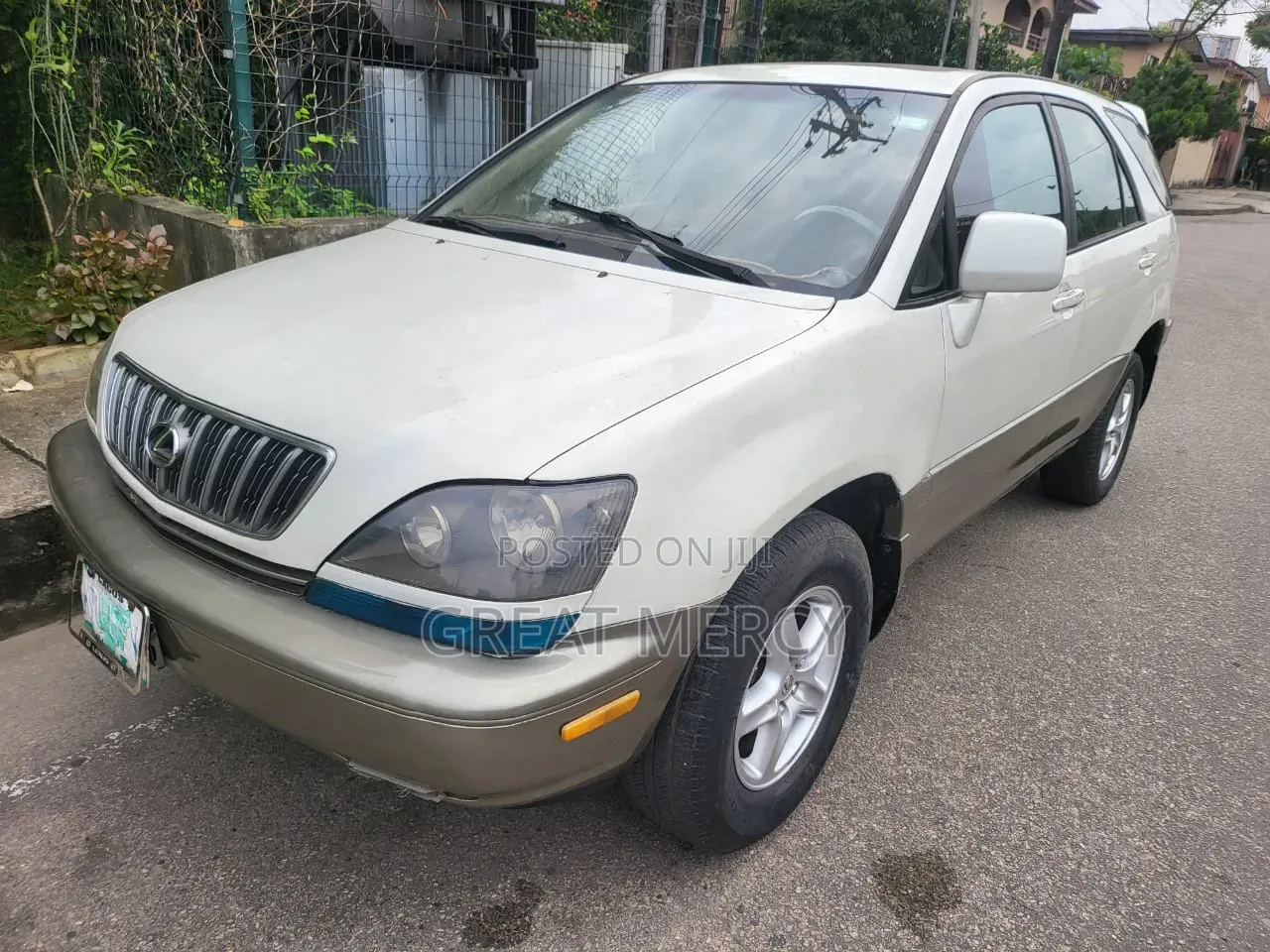 Lexus RX 2001 White