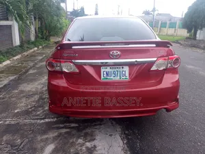 Toyota Corolla 2011 Red