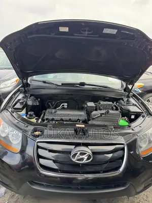 Hyundai Santa Fe 2012 Black