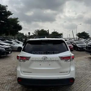 Toyota Highlander 2015 White