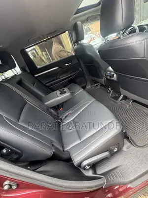 Toyota Highlander 2018 Burgundy