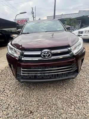 Toyota Highlander 2018 Burgundy