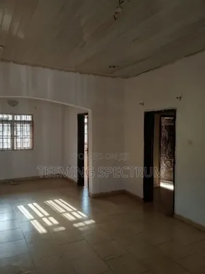 3bdrm Apartment in Benin City for rent