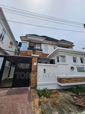 4bdrm Duplex in Lekki Phase 2 for sale