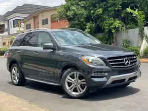 Mercedes-Benz M Class ML350 4dr SUV (3.5L 6cyl 7A) 2014 Gray