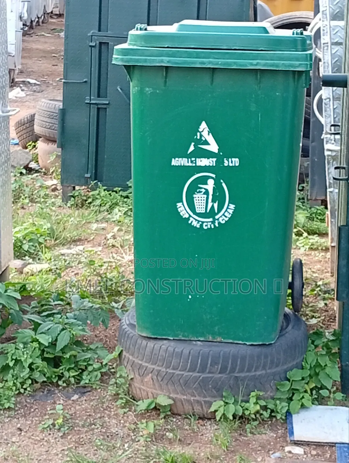 Household Rolling Plastic Waste Bin.