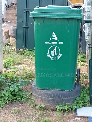 Household Rolling Plastic Waste Bin.