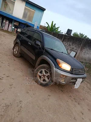 Toyota RAV4 Base AWD 2001 Black