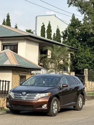 Toyota Venza 2011 Maroon