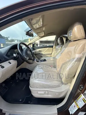 Toyota Venza 2011 Maroon