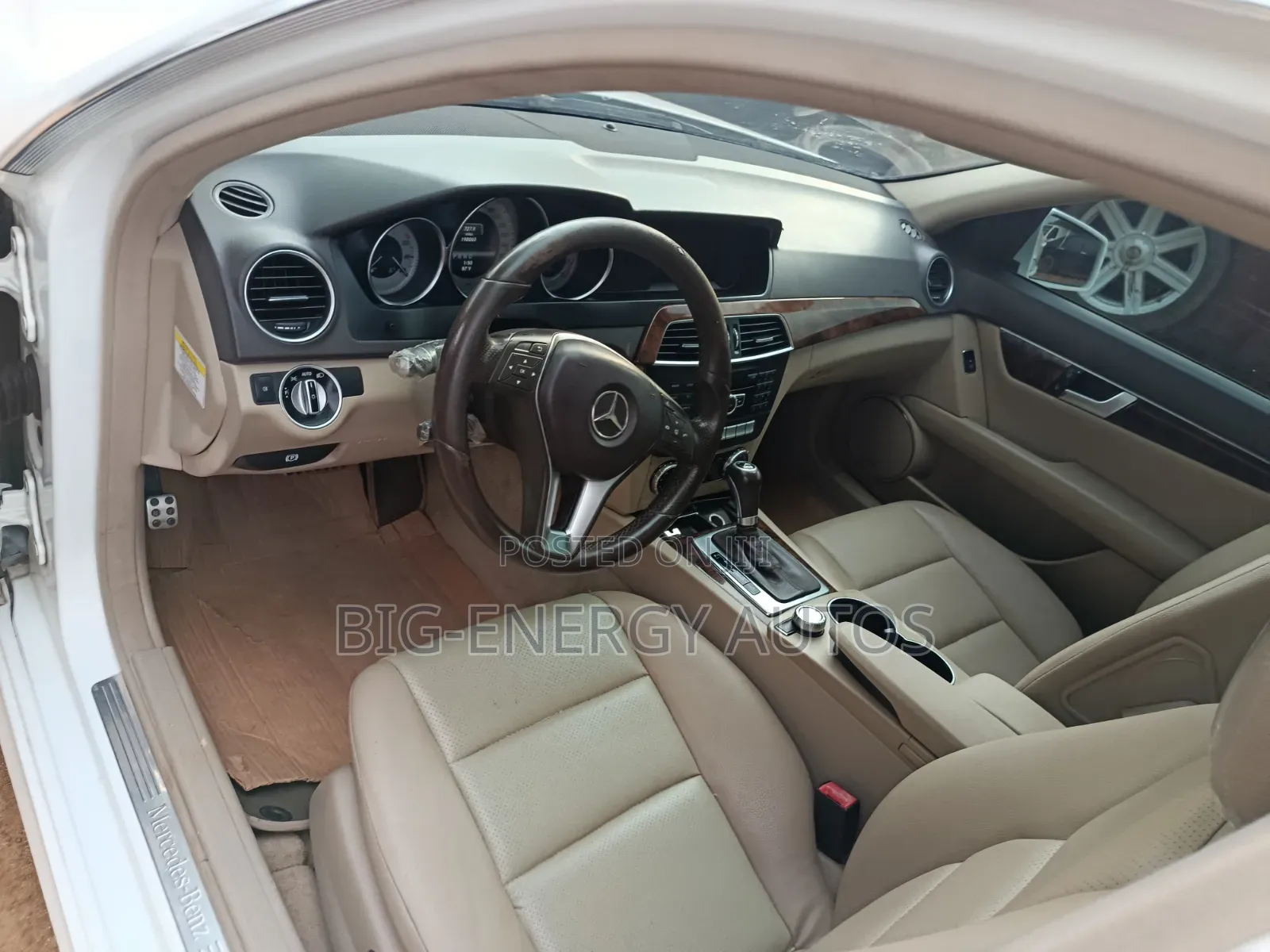 Mercedes-Benz C-Class 2013 White