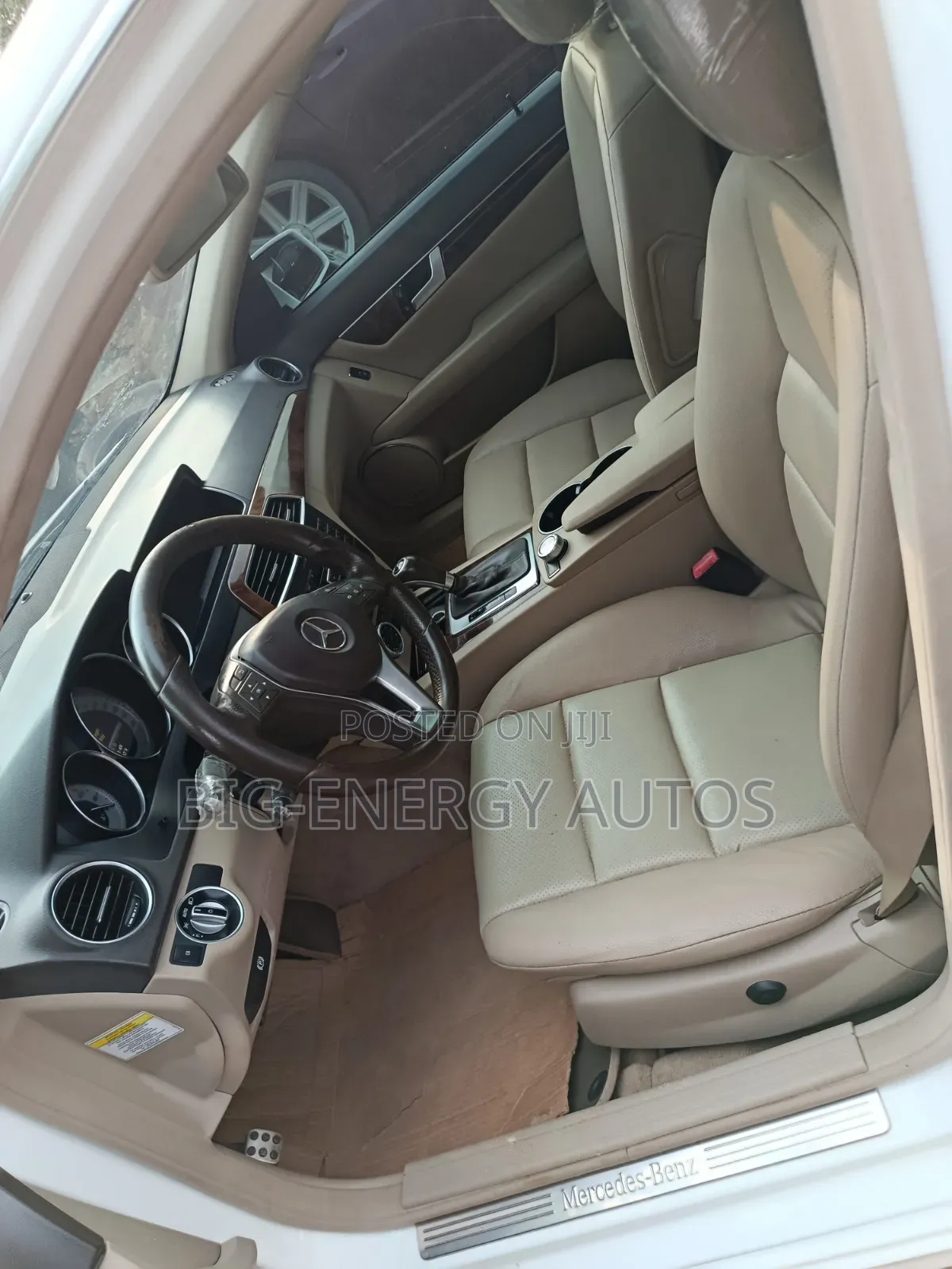 Mercedes-Benz C-Class 2013 White
