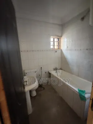 3bdrm Bungalow in Kado for rent