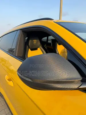 Lamborghini Urus Base 2019 Yellow