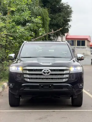 New Toyota Land Cruiser 2025 Black