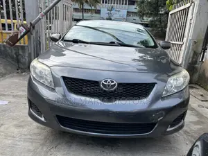 Toyota Corolla XLE 4dr Sedan (1.8L 4cyl 4A) 2010 Gray