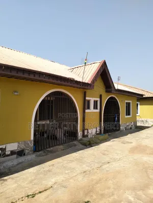 8bdrm Block of Flats in Ayobo Ipaja for sale