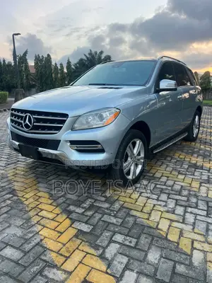 Mercedes-Benz M Class ML350 4MATIC 4dr SUV AWD (3.5L 6cyl 7A) 2015