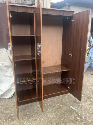 4ft by 6ft Wardrobe Brown Colour