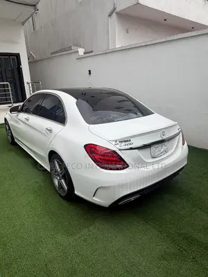 Mercedes-Benz C400 4Matic AWD Sedan (3.0L V6 7A) 2015 White