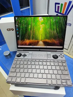GPD WIN Max 2 Handheld Gaming PC / Laptop