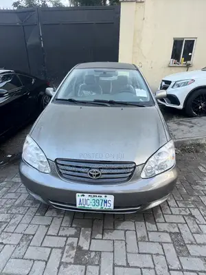 Toyota Corolla LE 2004 Gray
