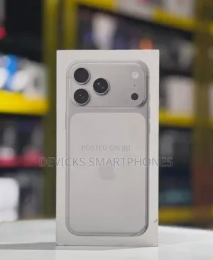 New Apple iPhone 17 Pro Max 256 GB Silver