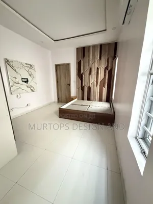 Mini Flat in Dpk, Lekki Phase 2 for rent