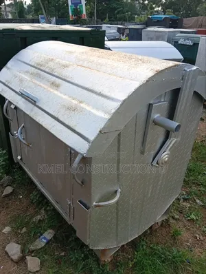 Durable Wheeled Dustbin Design.