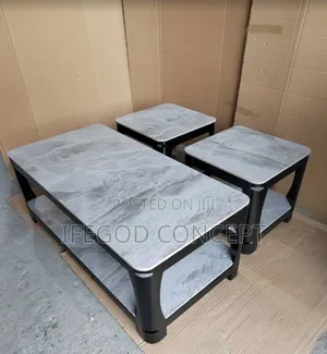 Centre Table With 2 Side Stool