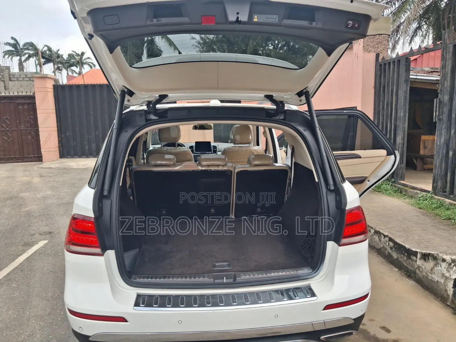 Mercedes-Benz GLE-Class 2017 White